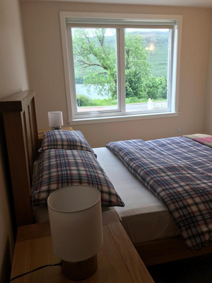 Borrodale, One Bedroom Apartment With Balcony And Loch View. Fort William Luaran gambar