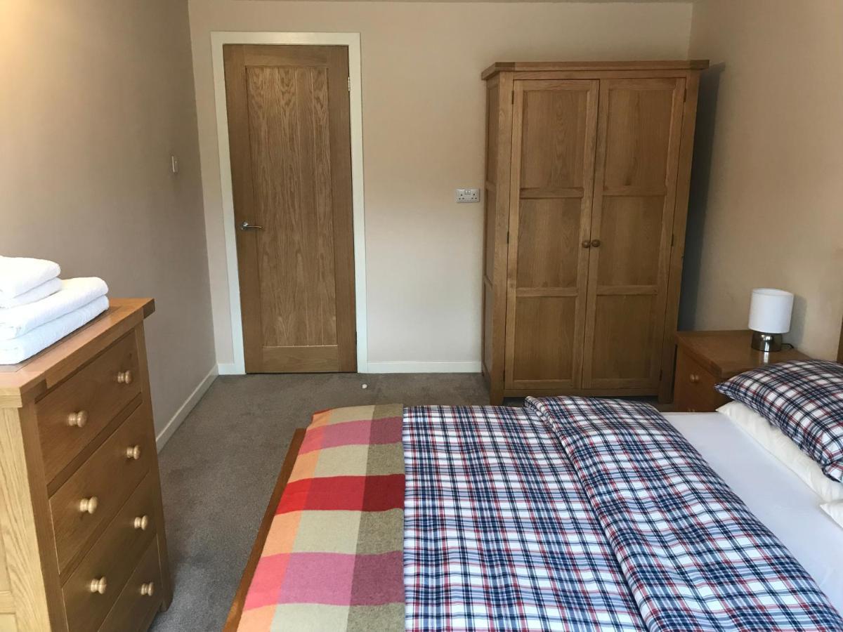 Borrodale, One Bedroom Apartment With Balcony And Loch View. Fort William Luaran gambar