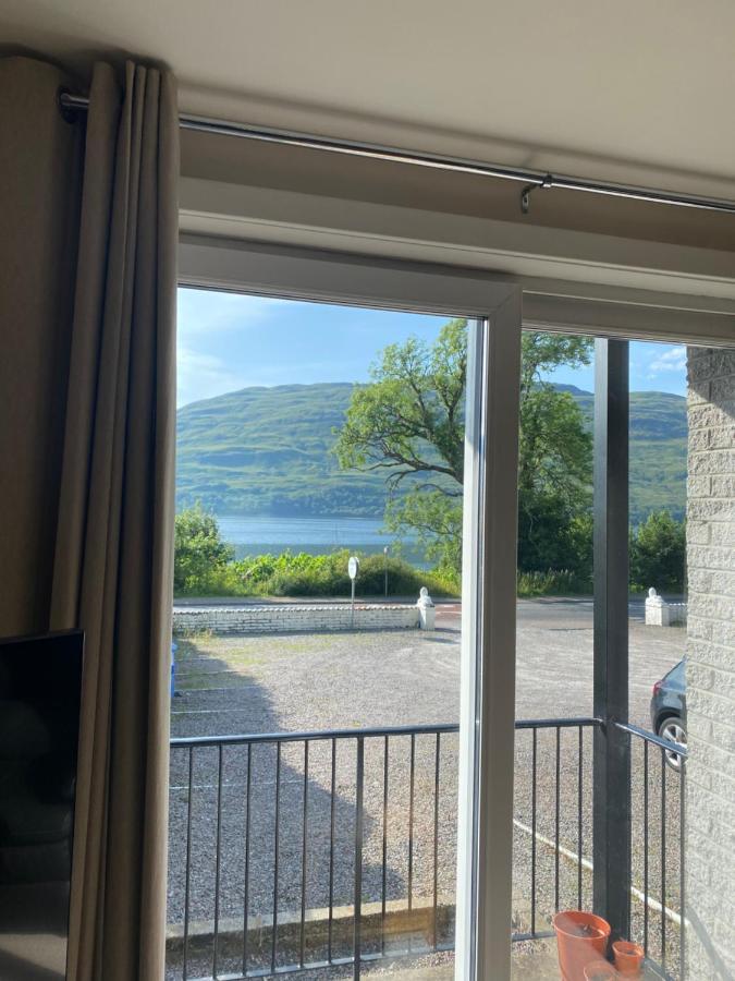 Borrodale, One Bedroom Apartment With Balcony And Loch View. Fort William Luaran gambar